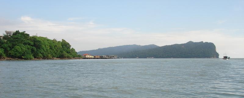 MaLaYsIa_-_PaLaU_SeLiNgAaN_(TuRtLe'S_IsLaNd)_06.jpg