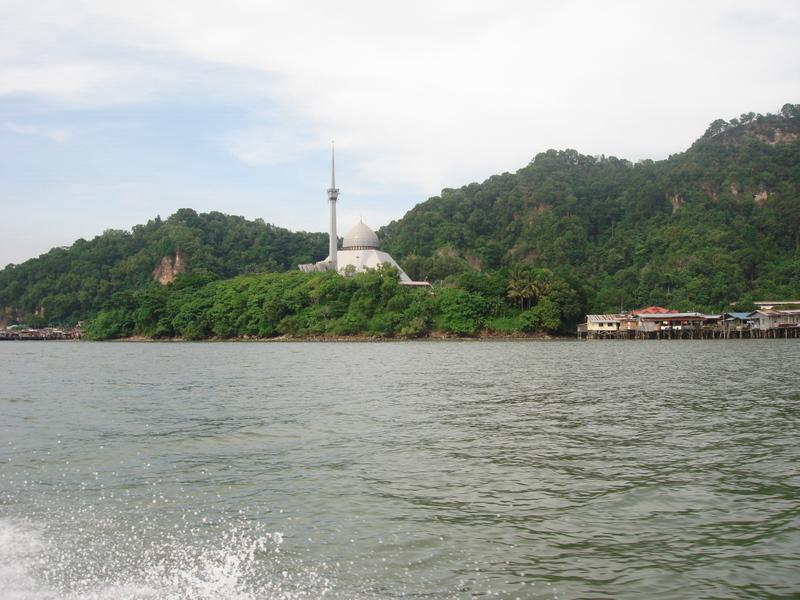 MaLaYsIa_-_PaLaU_SeLiNgAaN_(TuRtLe'S_IsLaNd)_09.jpg