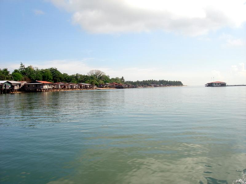 MaLaYsIa_-_PaLaU_SeLiNgAaN_(TuRtLe'S_IsLaNd)_13.jpg