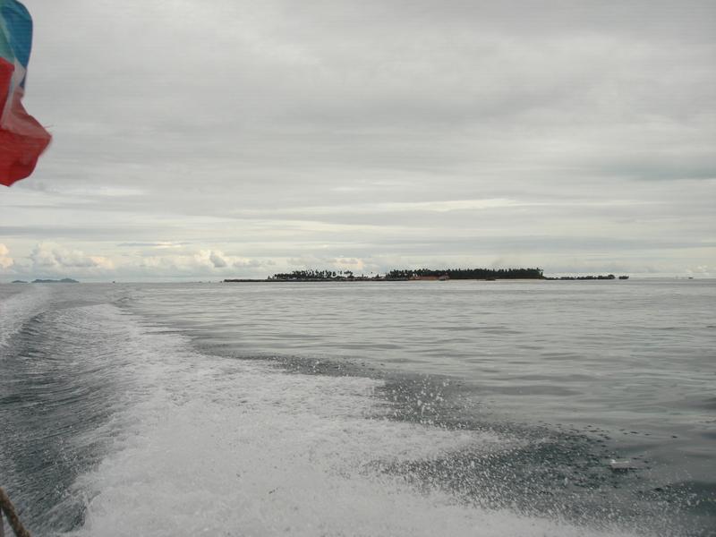 MaLaYsIa_-_PaLaU_SiPaDaN_-_PaLaU_MaBuL_14.JPG