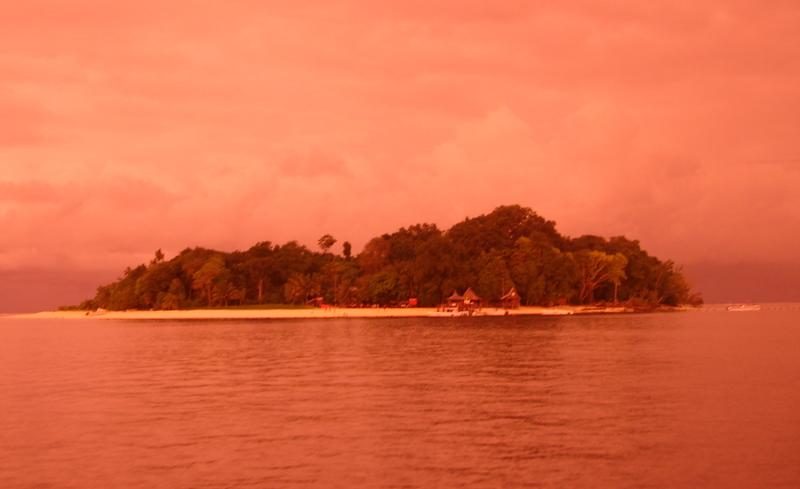 MaLaYsIa_-_PaLaU_SiPaDaN_-_PaLaU_MaBuL_17.JPG