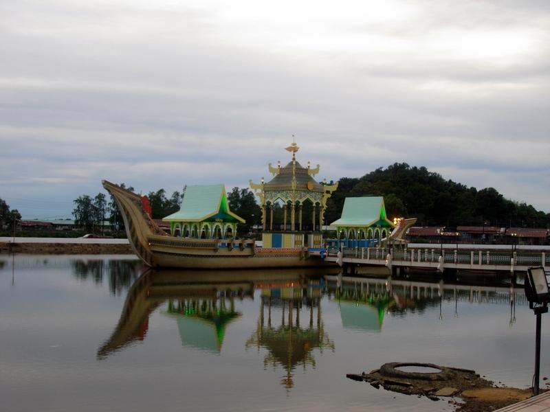 BrUnEi_DaRuSsAlAm_-_BaNdAr_SeRi_BeGaWaN_34.JPG