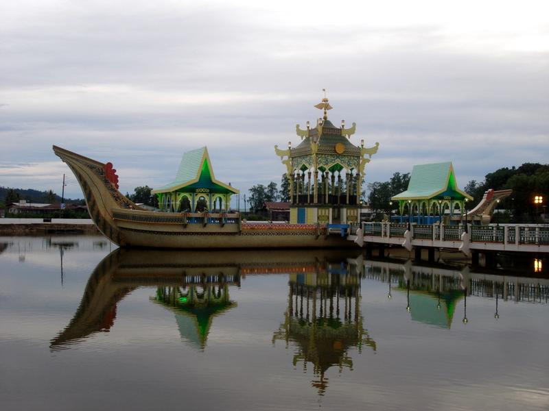 BrUnEi_DaRuSsAlAm_-_BaNdAr_SeRi_BeGaWaN_36.JPG