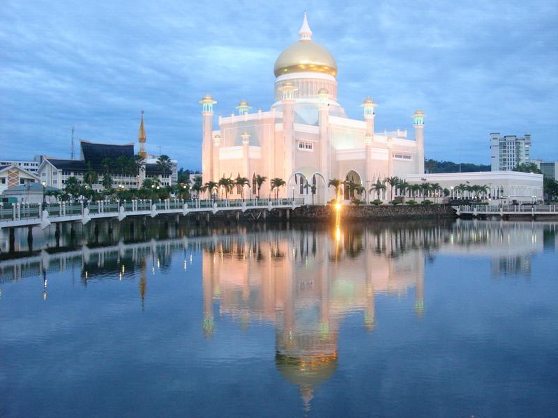 BrUnEi_DaRuSsAlAm_-_BaNdAr_SeRi_BeGaWaN_70.JPG